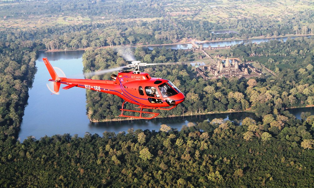 Scenic Flight over Angkor Wat - 14 Minutes