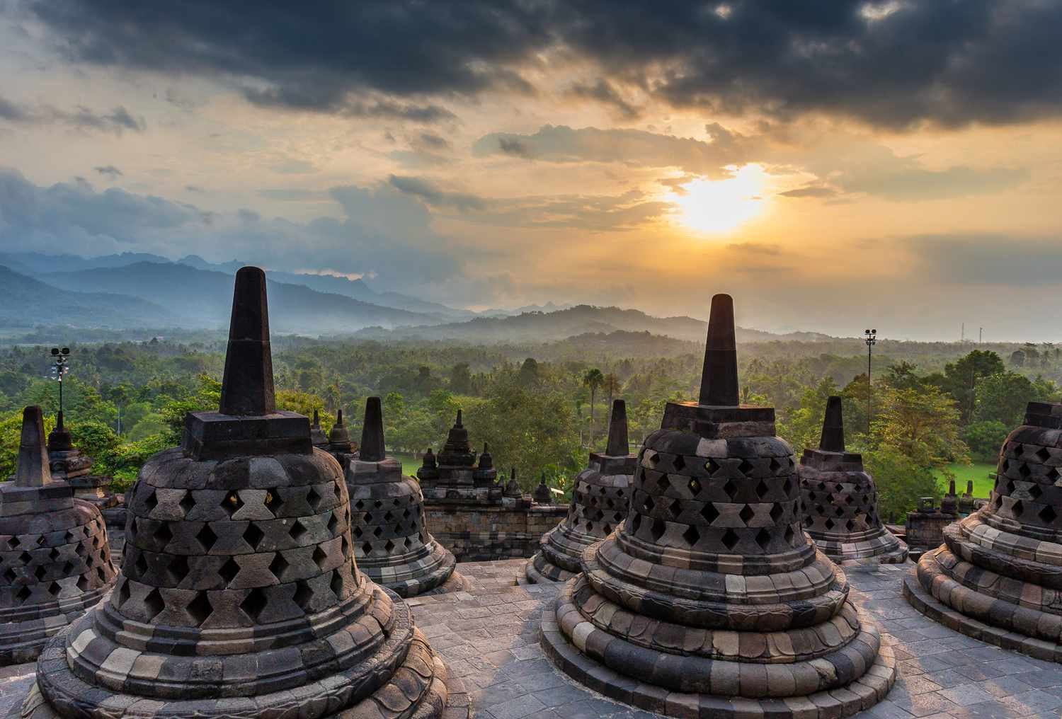 13 Days Indonesia in Style